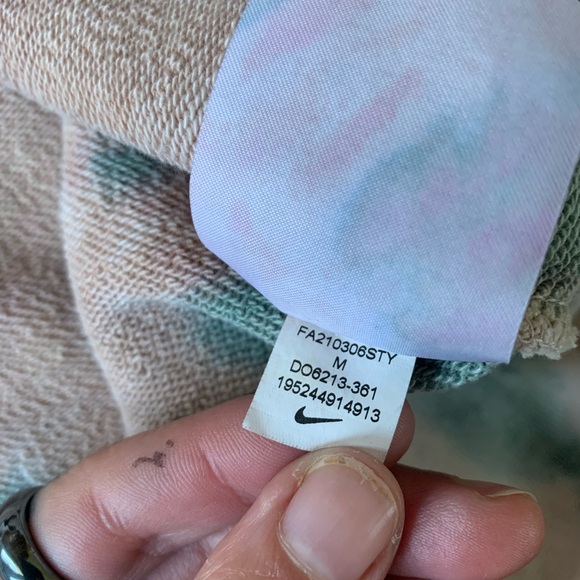 Nike Tie-Dye Outer Label Hoodie - Picture 15 of 15